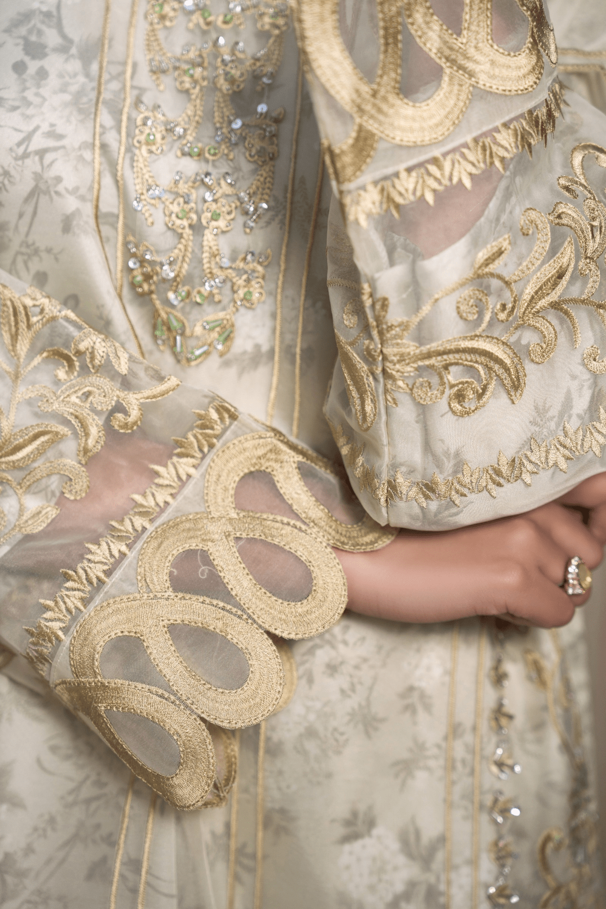 SABLE - 3PC Luxury Formal Stitched - Image 3